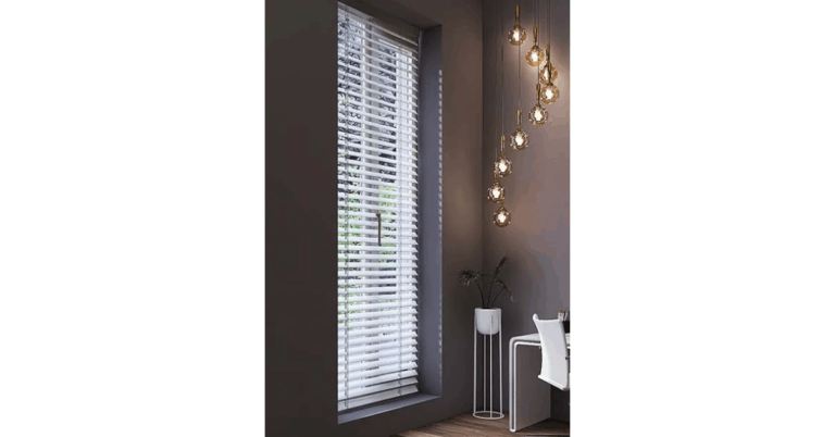 The Ultimate Guide to Choosing the Perfect Window Blinds Singapore